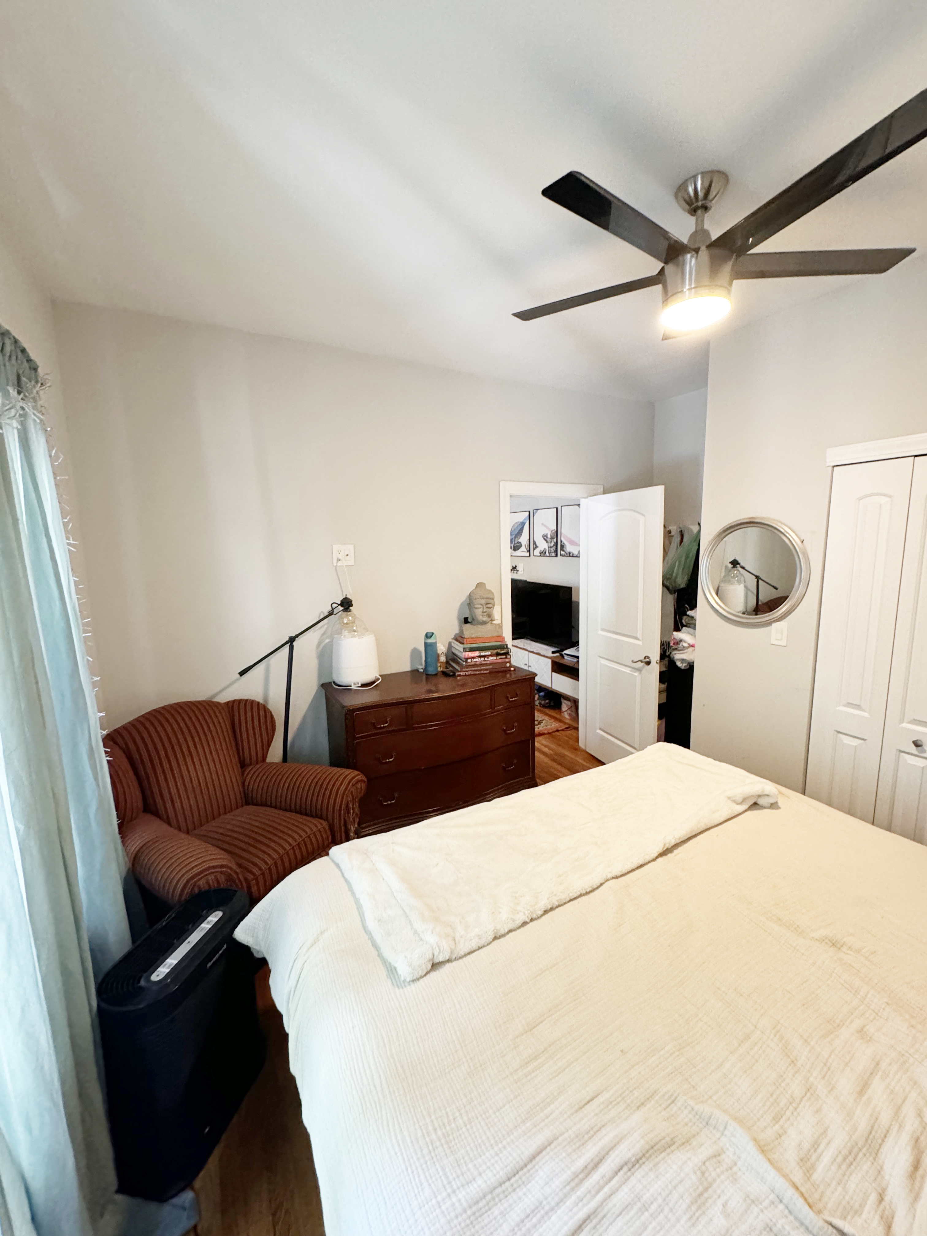 3749-53 N. Hoyne Ave. 3749 N. Hoyne Ave., Chicago, IL 60618 North Center - Leasing by Cross Street